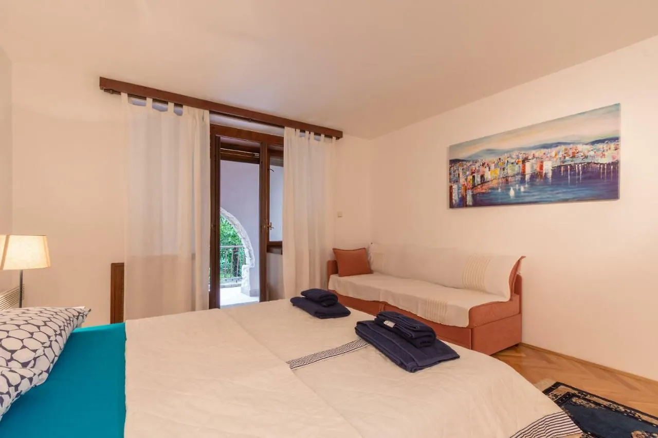 Apartment Urban Garden Rijeka Croatia